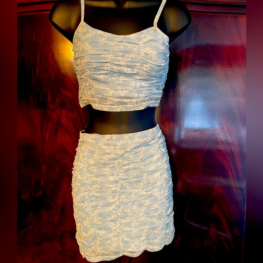 Two piece set